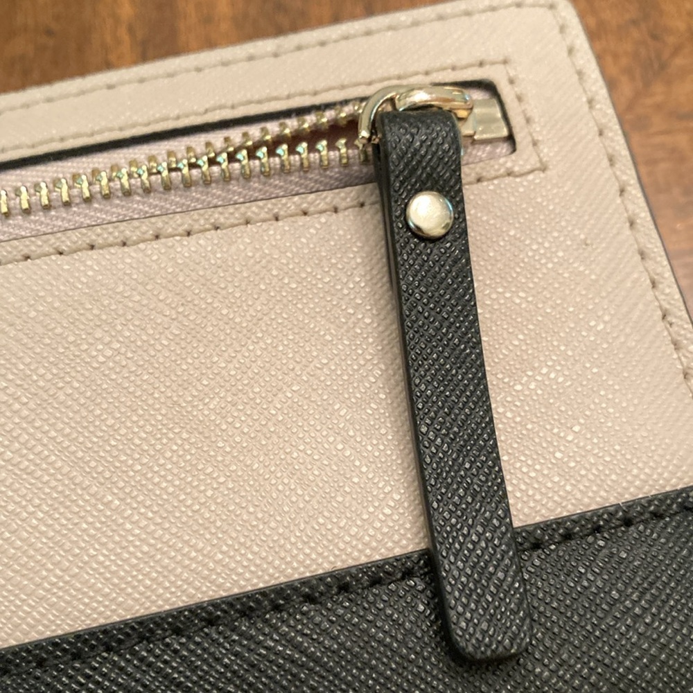 Kate Spade Laurel Way Stacy Wallet EUC - Picture 12 of 13